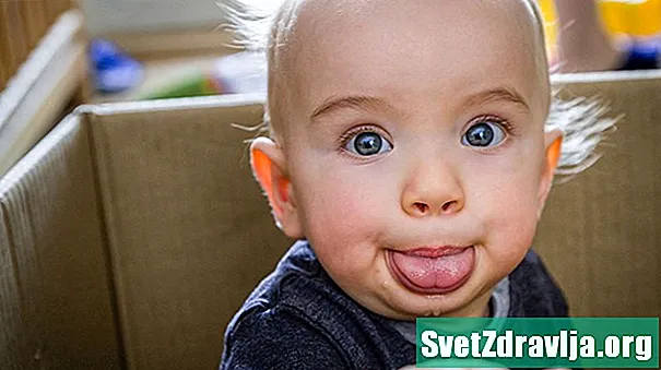 10 Gründe, warum Ihr Baby möglicherweise die Zunge herausstreckt - Gesundheit