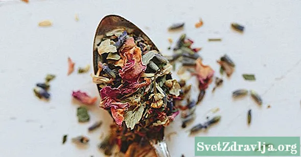 5 Pagpapakalma ng mga Herb at Spice upang Labanan ang Stress at Pagkabalisa