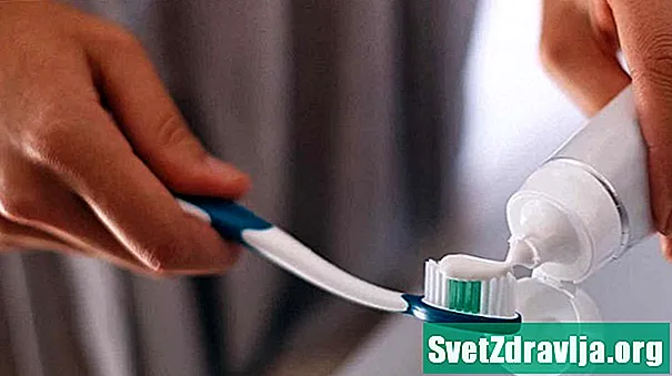 妊娠性歯肉炎を予防および治療する5つの方法