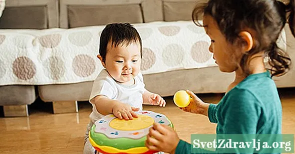 6 maneres fàcils d’entretenir el vostre nadó i el vostre nen petit - Benestar