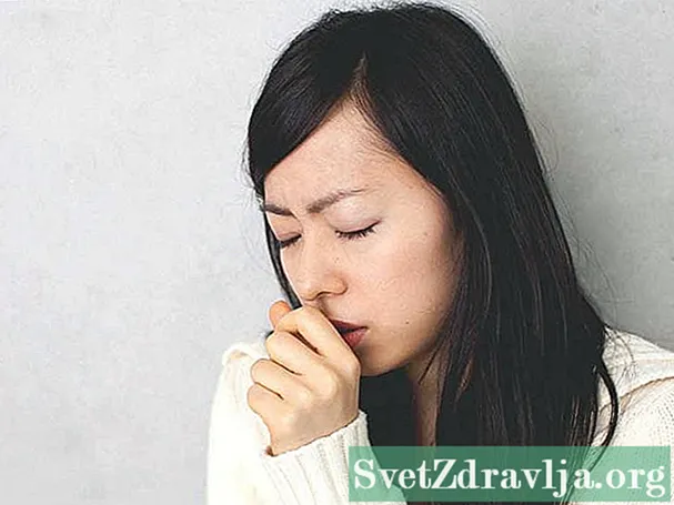 8 načinov, kako se znebiti sluzi v prsih