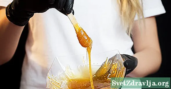 Tot sobre l’ús de la mel per a la salut del cabell i 10 maneres de provar-ho avui