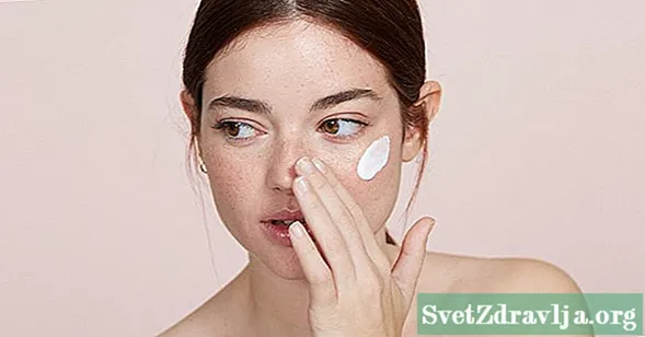 आपके चेहरे के लिए मिल्क क्रीम (मलाई) का उपयोग करने के लाभ