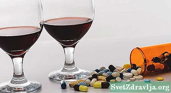 Cephalexin és alkohol: biztonságosak-e együttesen?