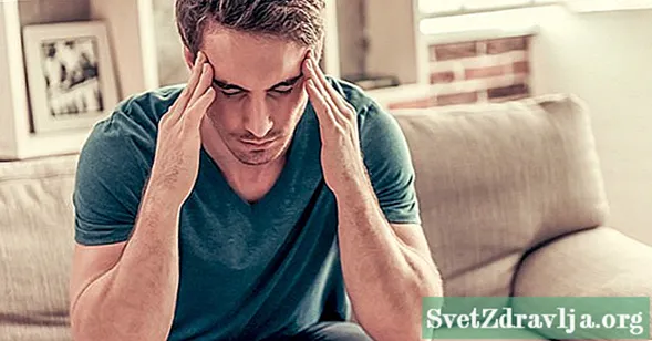 Компресійний головний біль: чому болять пов'язки, шапки та інші предмети?