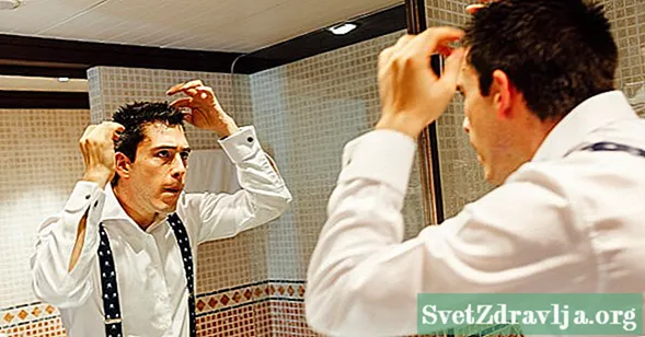 Frühe Anzeichen einer Glatze bei Männern und Frauen - Wellness