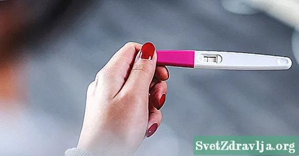 Slab pozitivan test na trudnoću kod kuće: Jesam li trudna?