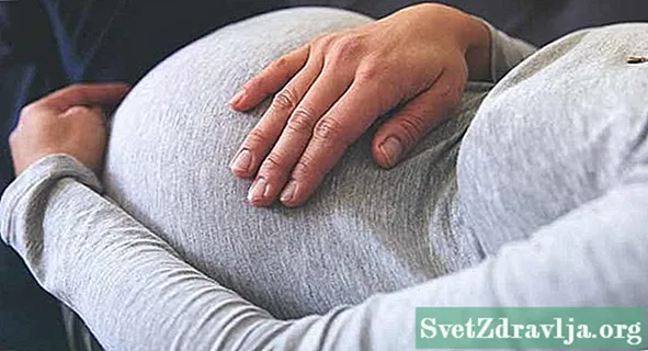 Roosakaspruun väljaheide raseduse ajal: kas see on normaalne? - Ilu