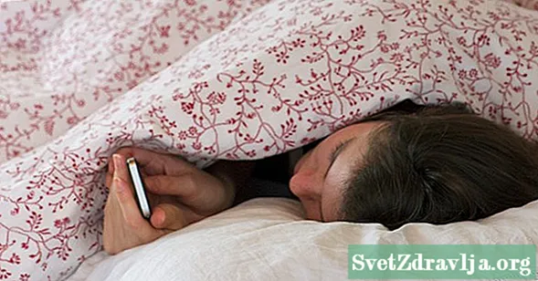 Nhắn tin trong giấc ngủ thực sự tồn tại và đây là cách ngăn chặn nó - Chăm Sóc SứC KhỏE