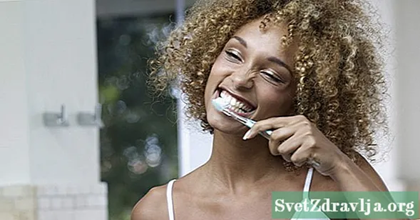 Pilihan lan Keamanan Whitening Gigi