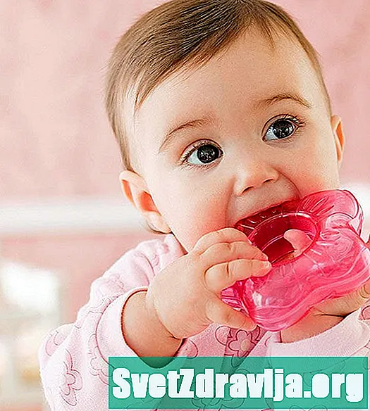 दात घेणे सिंड्रोम: जेव्हा आपले बाळ दात घेणे सुरू करते