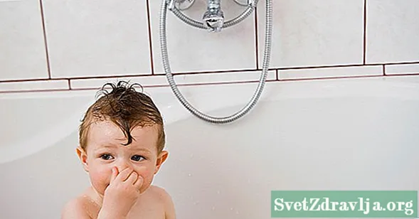 Какво трябва да знаете, ако усетите миризма на канализационен газ