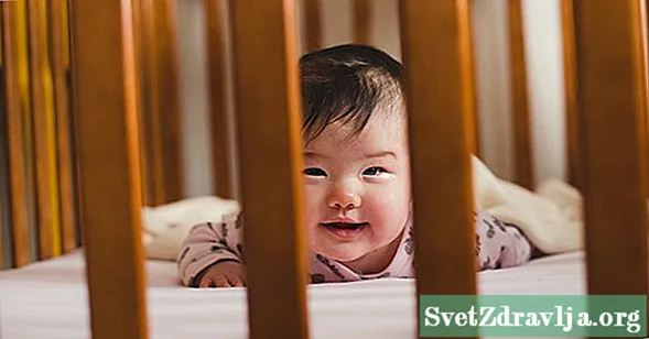 Quan els nadons poden dormir a l’estómac amb seguretat? - Benestar