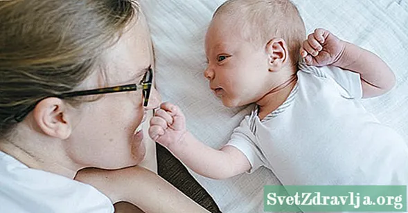 Quando os bebês recém-nascidos começam a ver?