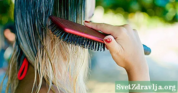 Per què necessiteu netejar el raspall de cabell i com fer-ho? - Benestar
