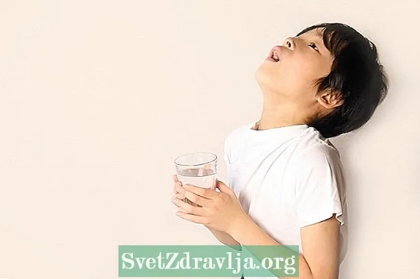 7 xeitos de aliviar a gorxa irritada