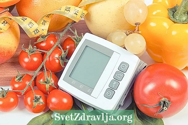 7 prírodných spôsobov, ako znížiť vysoký krvný tlak (hypertenzia)