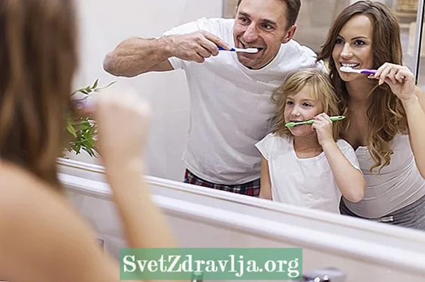 Hvordan pusse tennene ordentlig