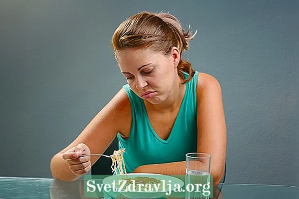 Nedostatak apetita: 5 glavnih uzroka i što učiniti