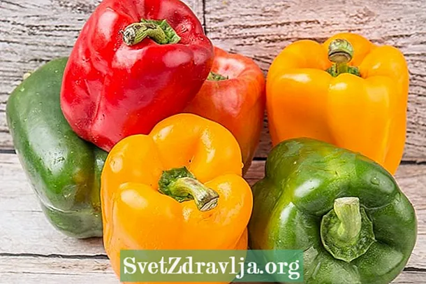 Grøn, rød og gul peber: fordele og opskrifter