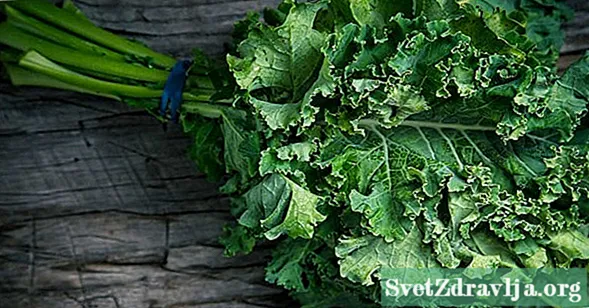 10 Kale ၏ကျန်းမာရေးအကျိုးကျေးဇူးများ