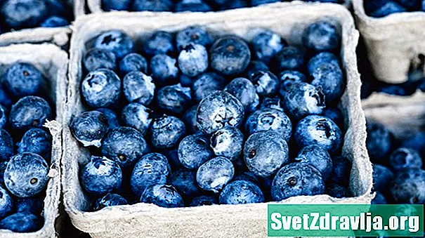 10 Sochar Sláinte Cruthaithe de Blueberries - Cothaithe