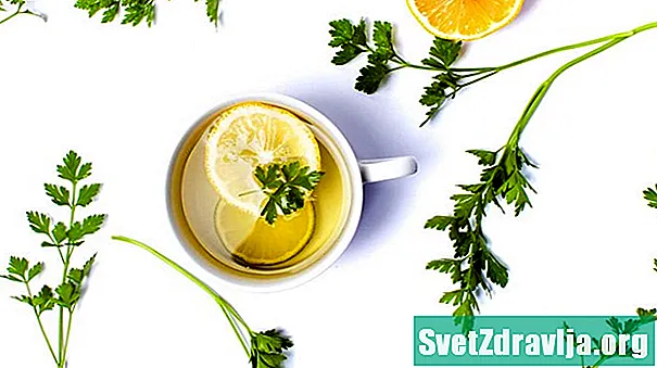 7 Prekvapujúce výhody petržlenového čaju (a ako si ho vyrobiť)