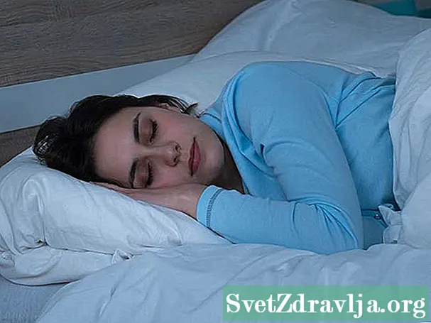 7 načinov spanja vam lahko pomaga shujšati