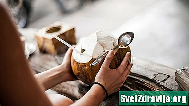 8 Znanstvene koristi za zdravje kokosove vode