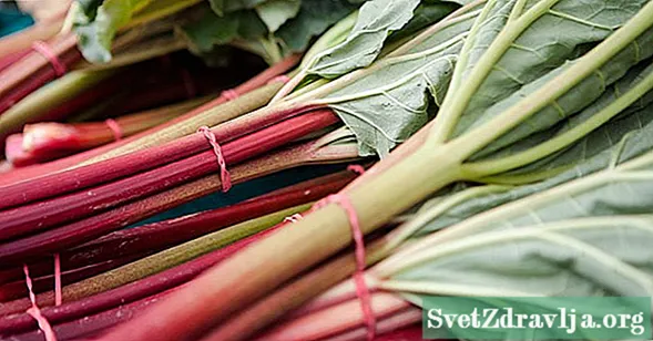 Kodi Masamba a Rhubarb Ndi Otetezeka Kudya? - Zakudya