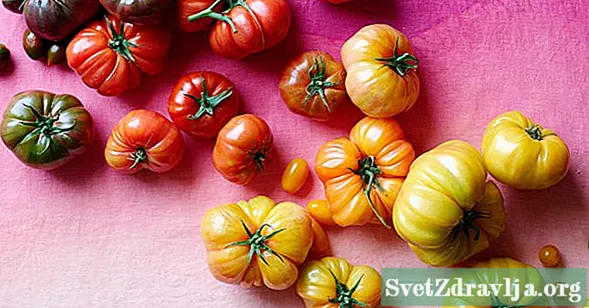 Дали доматите се кето-пријателски расположени?