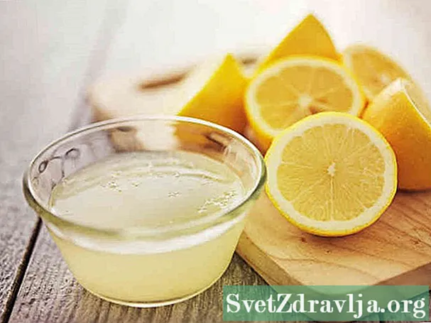 Jus Lemon: Asam atau Alkali, dan Apakah Itu Penting?