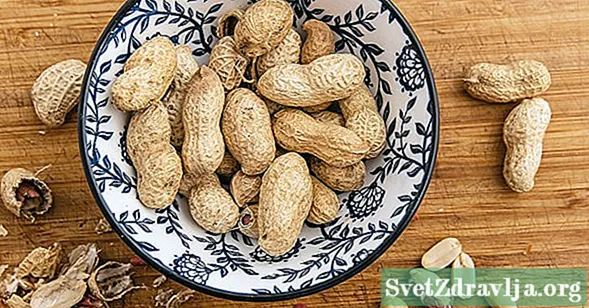 Peanuts 101: feitos nutricionais e beneficios para a saúde - Nutrición