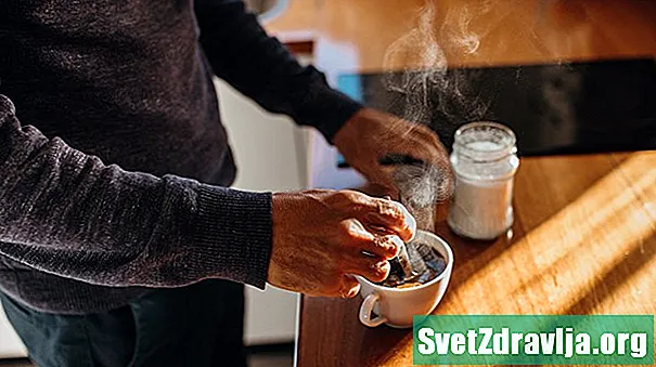 Devez-vous ajouter de la poudre de protéines à votre café? - Nutrition
