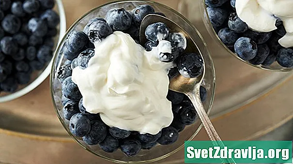Jaký je rozdíl mezi řeckým a běžným jogurtem?